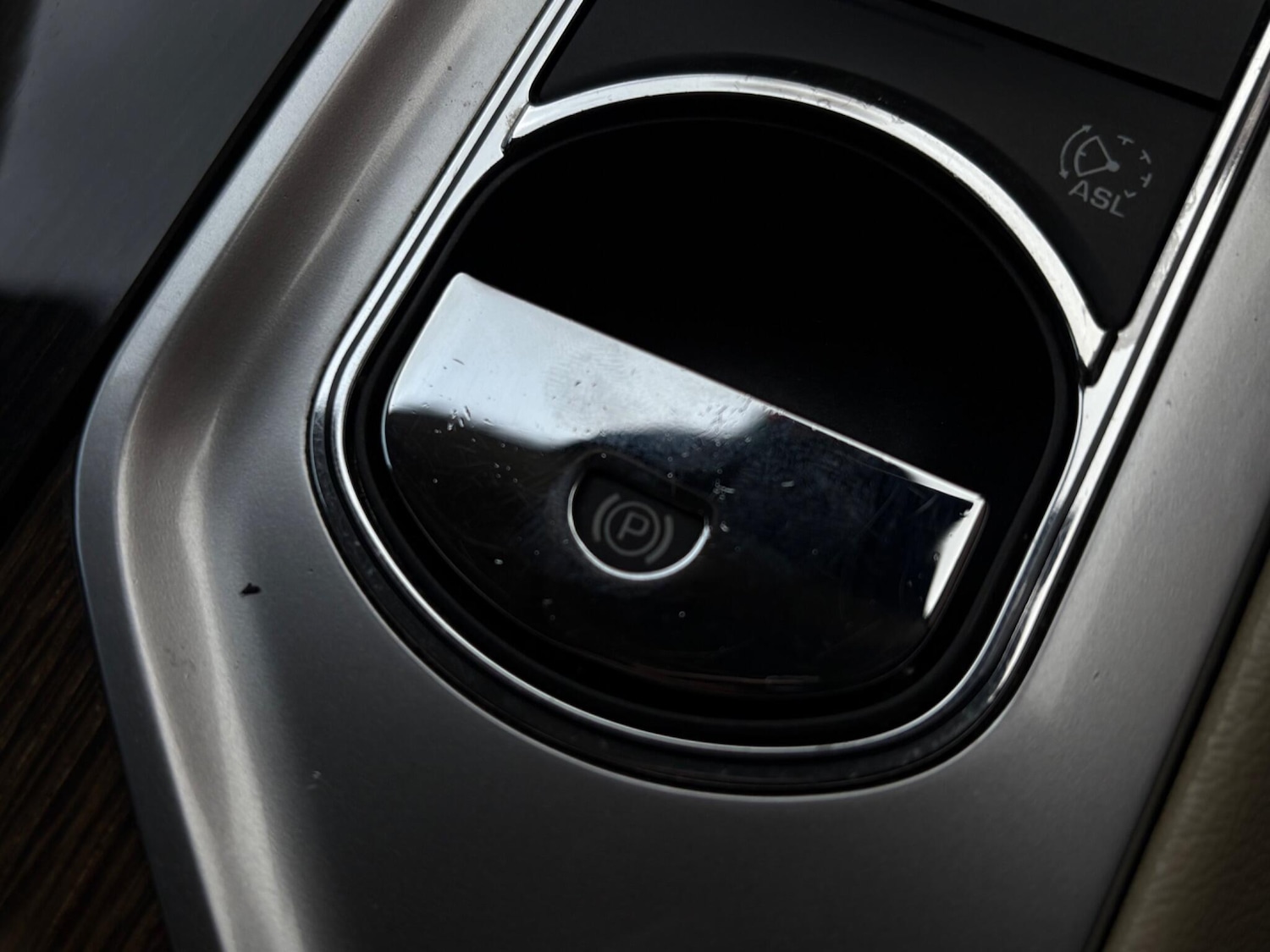 Used Jaguar XF 2015 for sale - 76942393: Photo 47