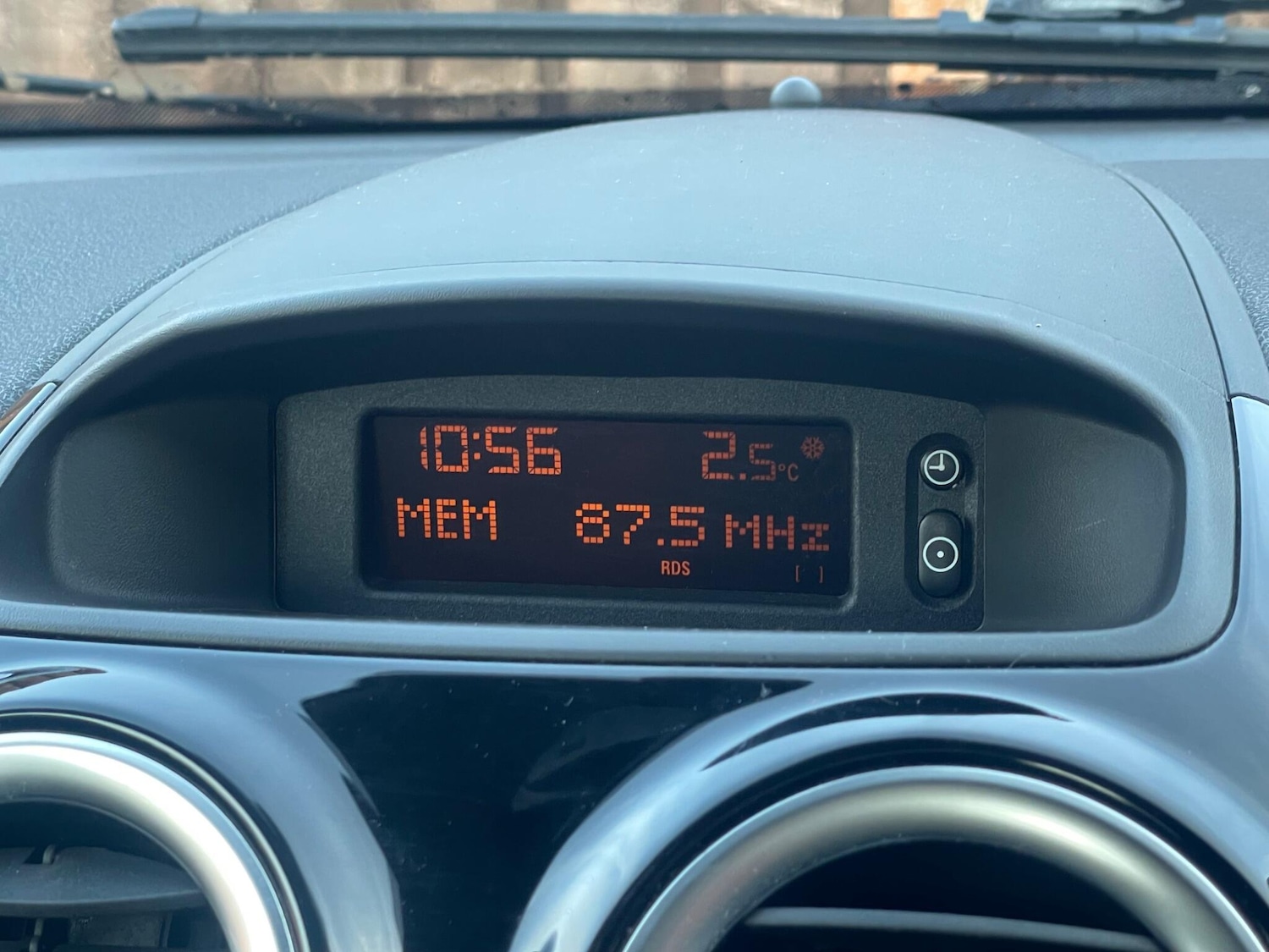 Used Vauxhall Corsa 2014 for sale - 76766607: Photo 41