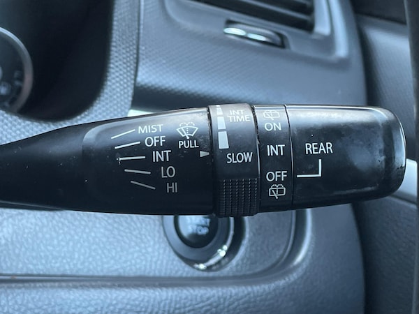 Used Suzuki Swift 2010 for sale - 73957093: Photo 35