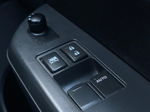 Used Suzuki Swift 2010 for sale - 73957093: Photo 43