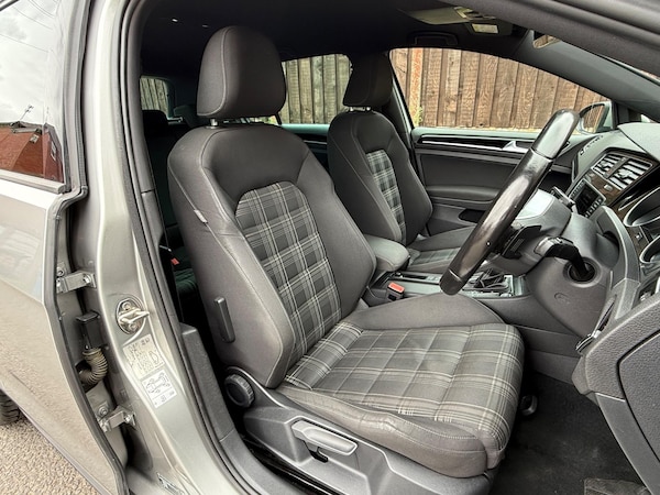 Used Volkswagen Golf 2016 for sale - 75269430: Photo 15