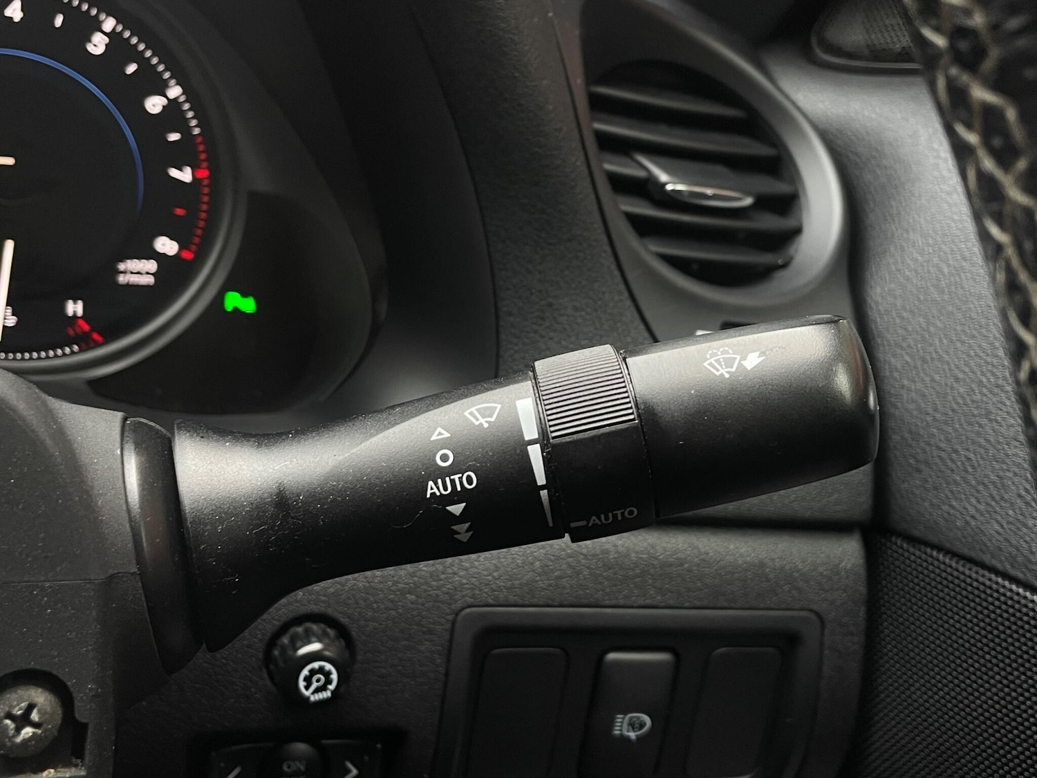 Used Lexus IS 2010 for sale - 76409477: Photo 37