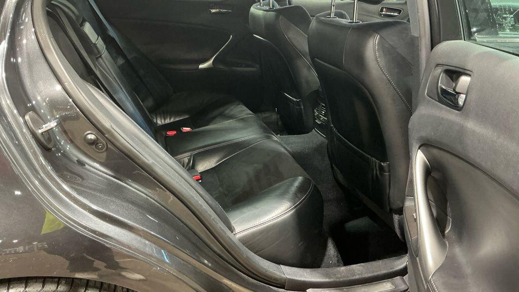 Used Lexus IS 2010 for sale - 76409477: Photo 8