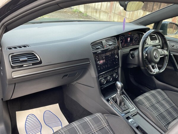 Used Volkswagen Golf 2017 for sale - 75588757: Photo 14