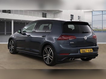 Used Volkswagen Golf 2017 for sale - 75588757: Photo
