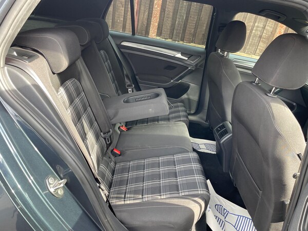 Used Volkswagen Golf 2017 for sale - 75588757: Photo 45