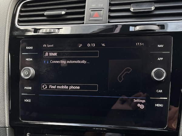 Used Volkswagen Golf 2017 for sale - 75588757: Photo 63