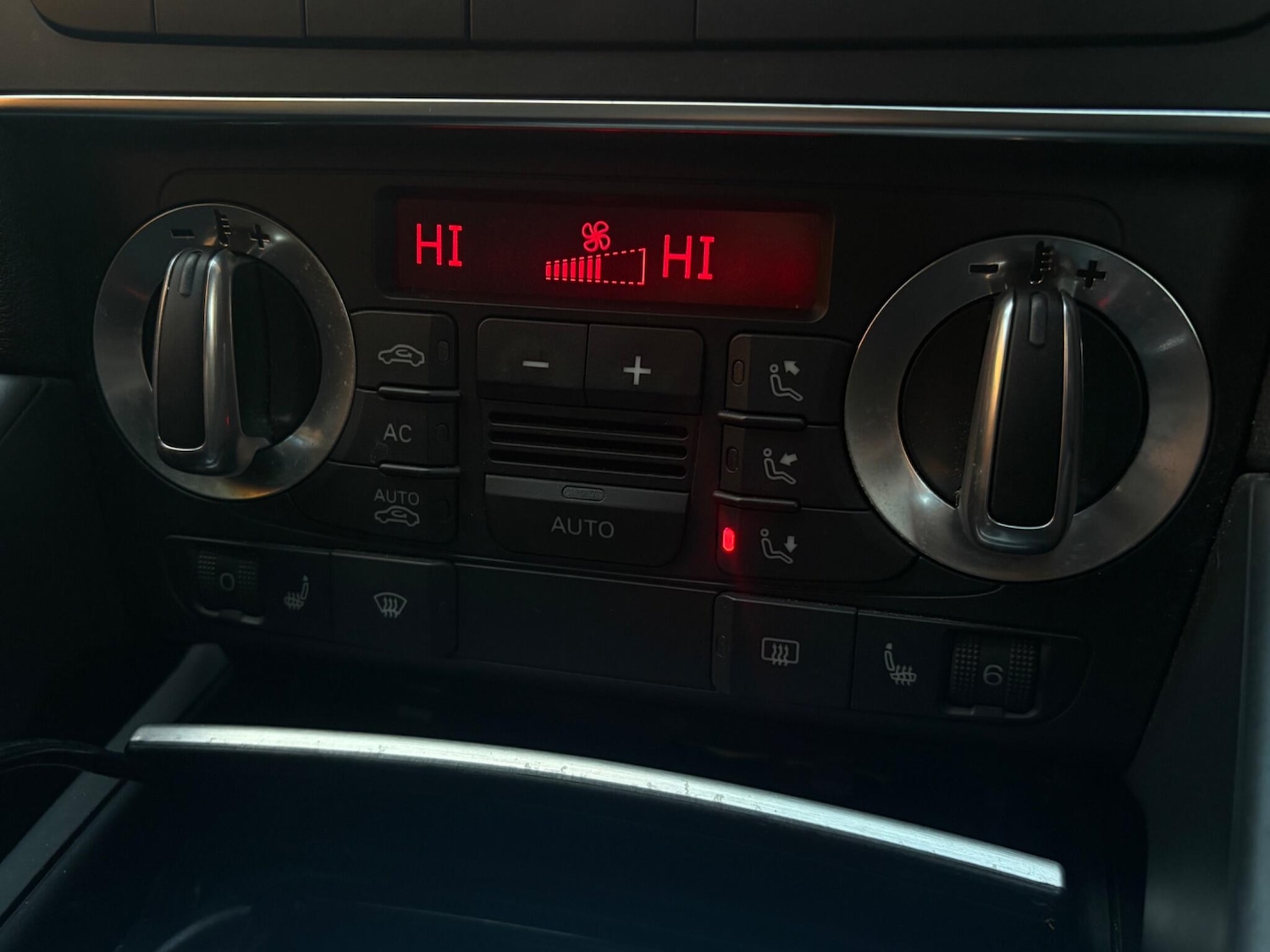 Used Audi S3 2010 for sale - 77039794: Photo 43