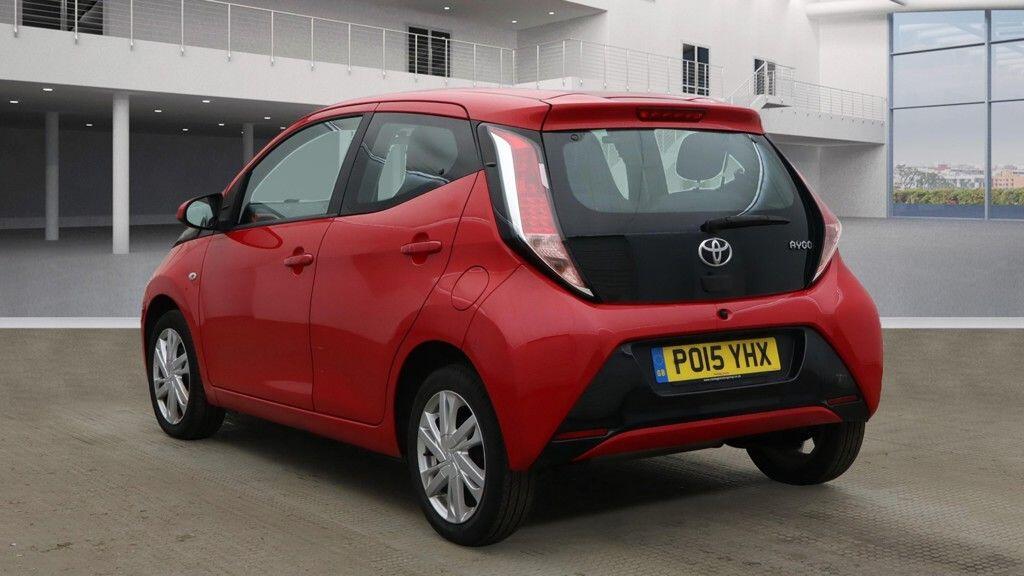 Used Toyota AYGO 2015 for sale - 76975693: Photo 2