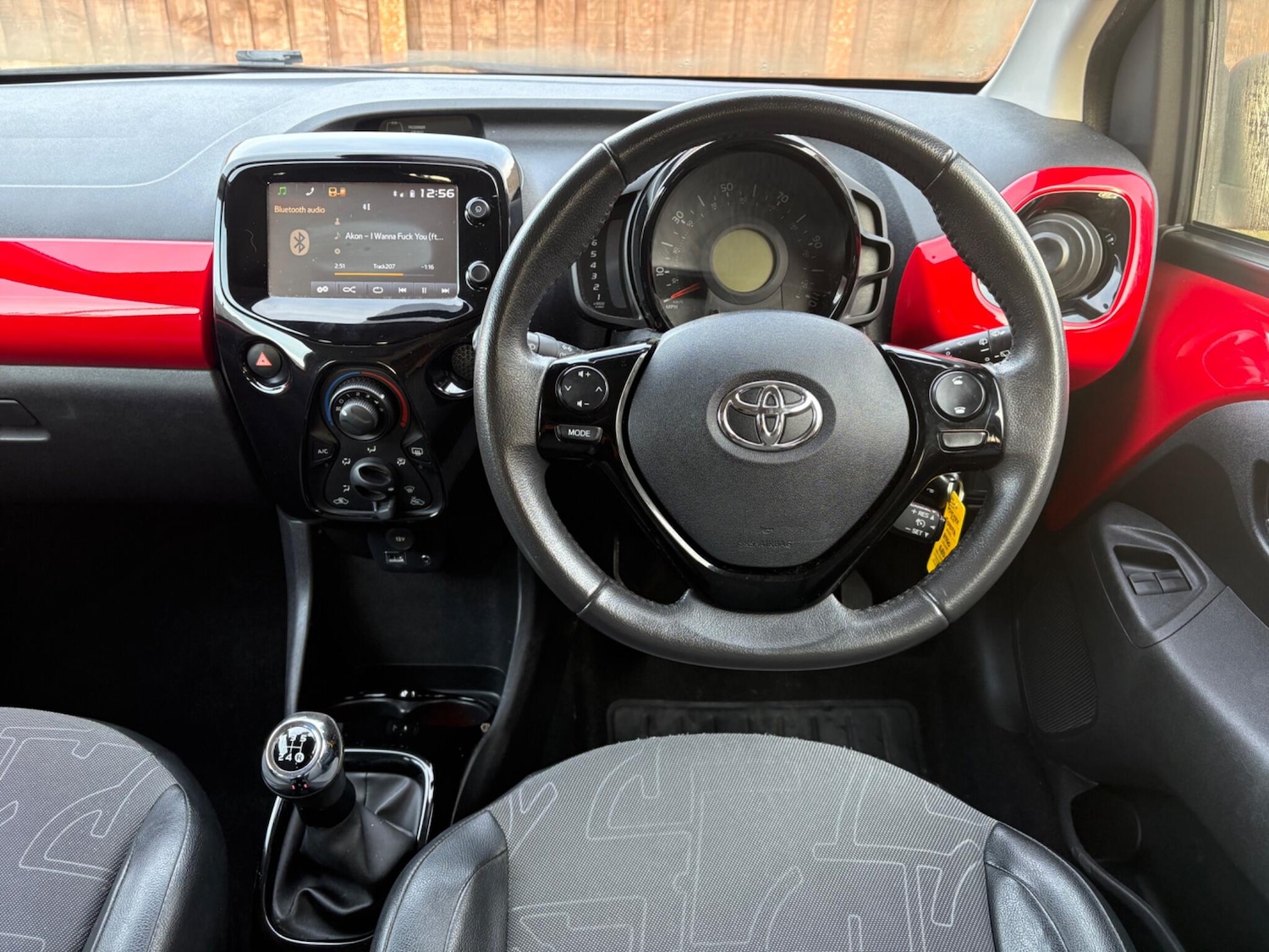 Used Toyota AYGO 2015 for sale - 76975693: Photo 29