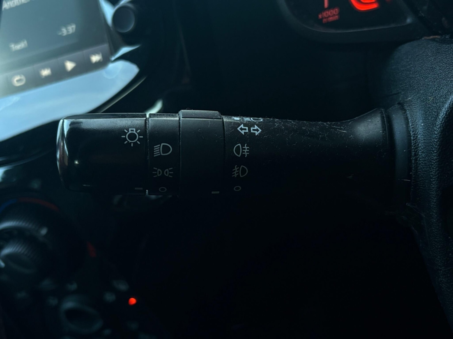 Used Toyota AYGO 2015 for sale - 76975693: Photo 31