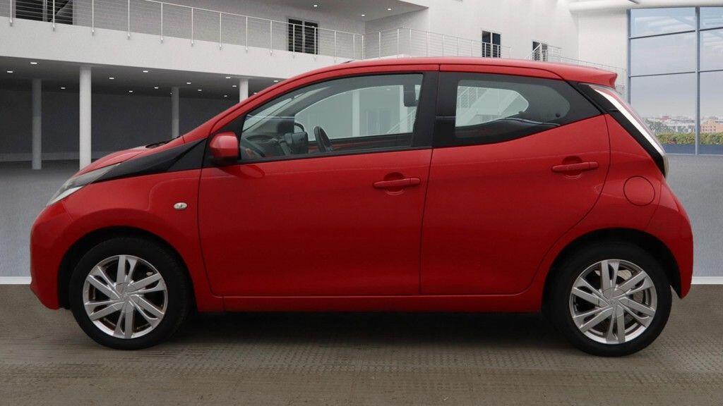 Used Toyota AYGO 2015 for sale - 76975693: Photo 5