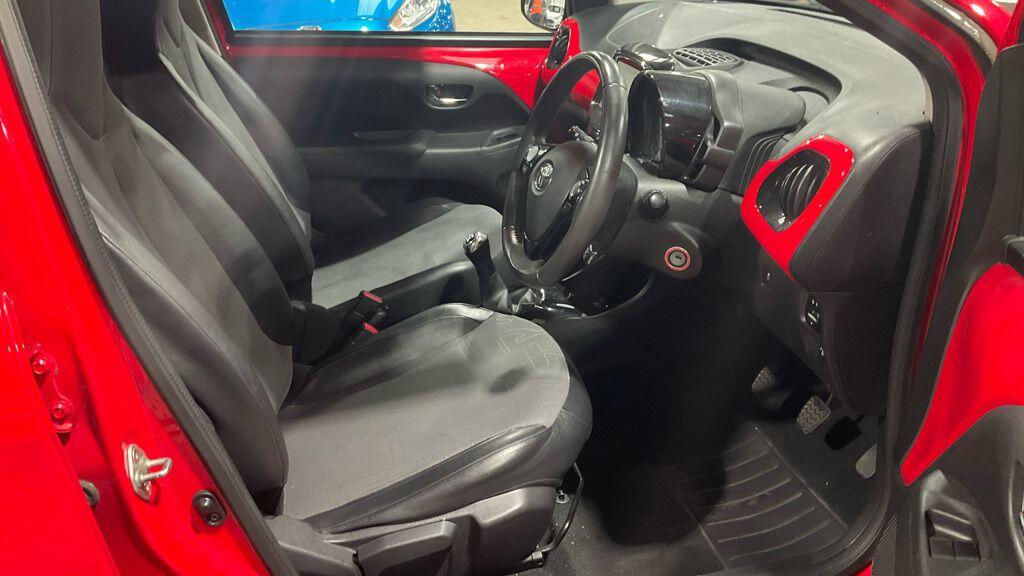 Used Toyota AYGO 2015 for sale - 76975693: Photo 7