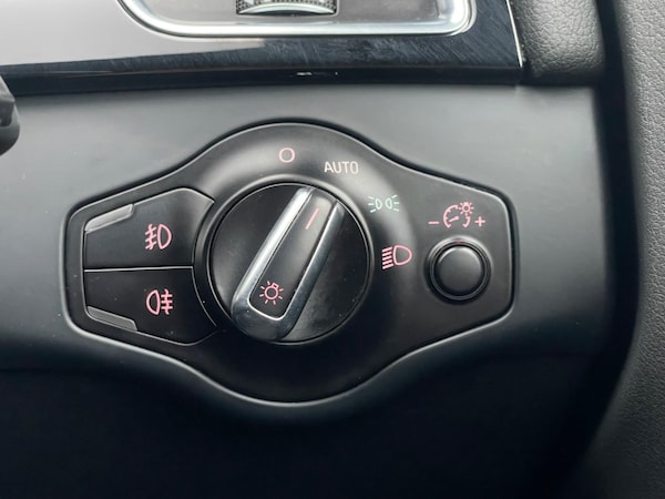 Used Audi A4 Avant for sale - 73681097: Photo 41