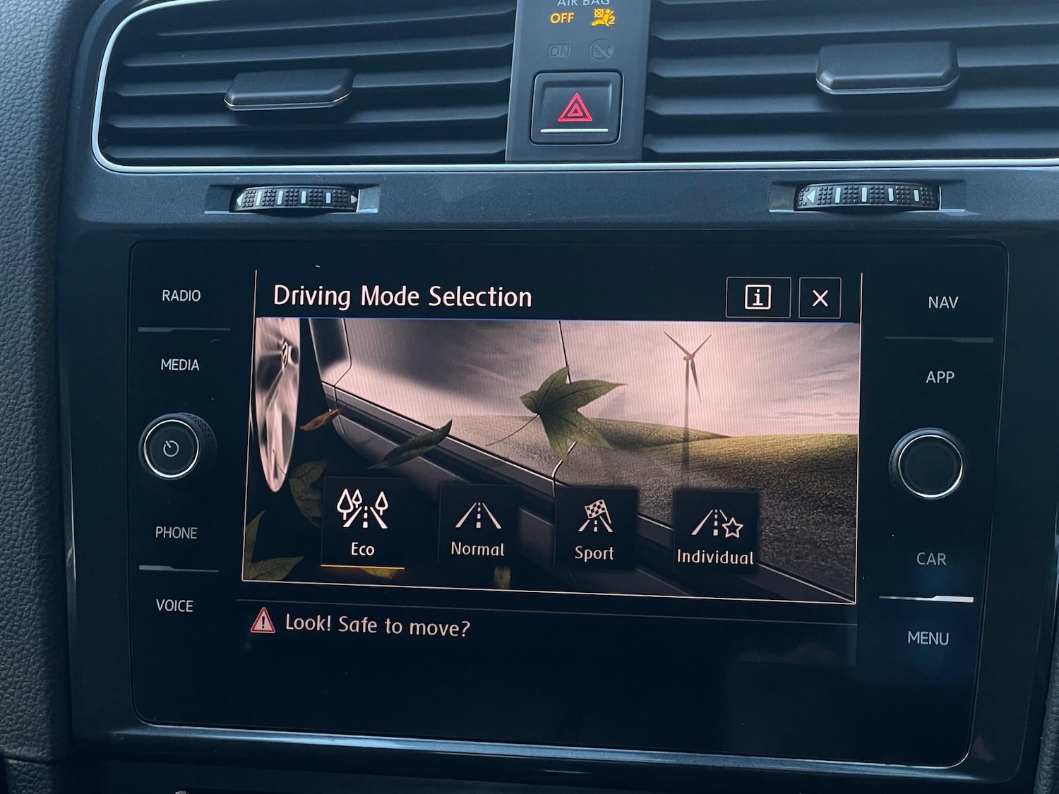 Used Volkswagen Golf for sale - 77305002: Photo 35