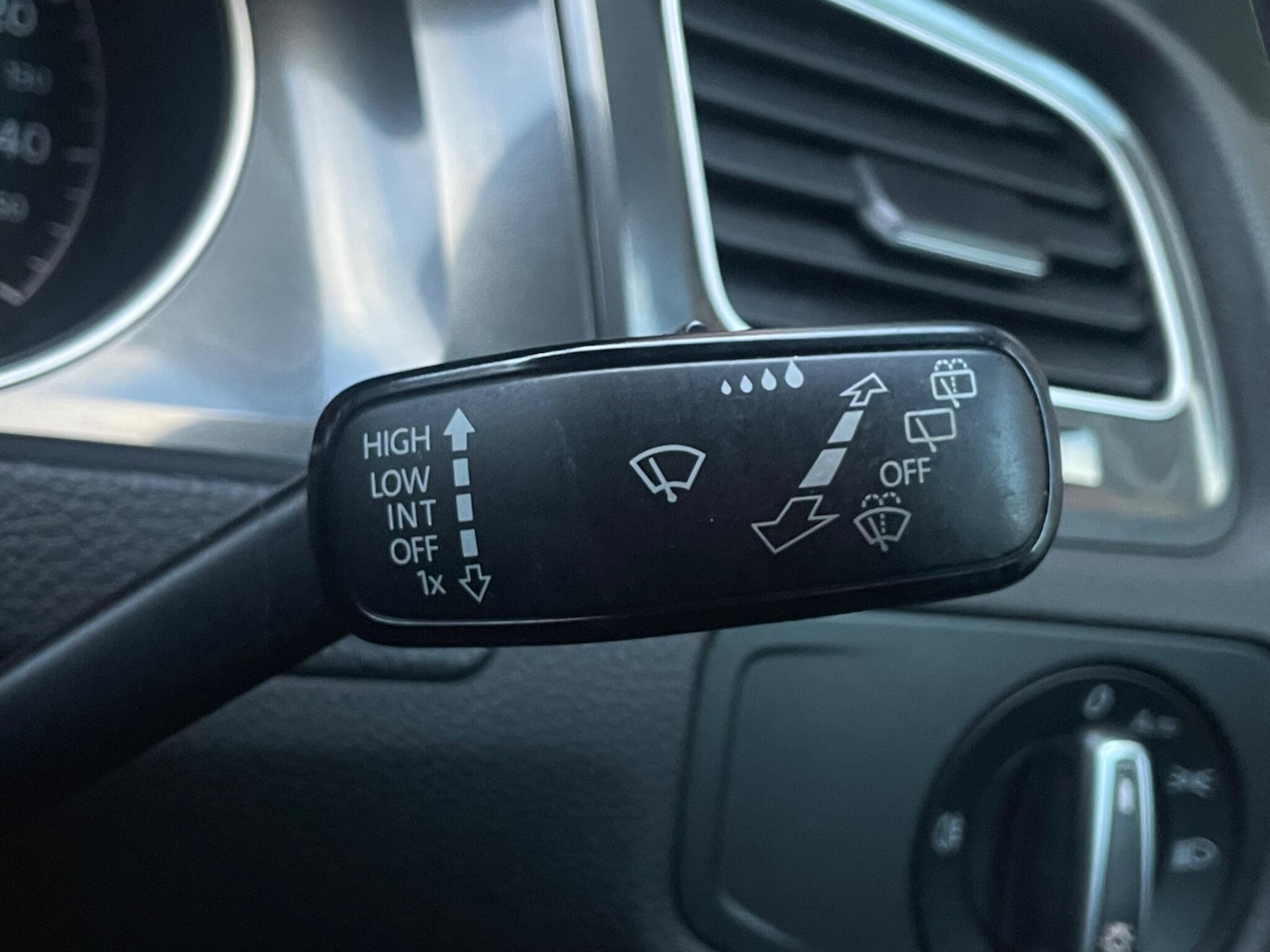 Used Volkswagen Golf for sale - 77305002: Photo 45