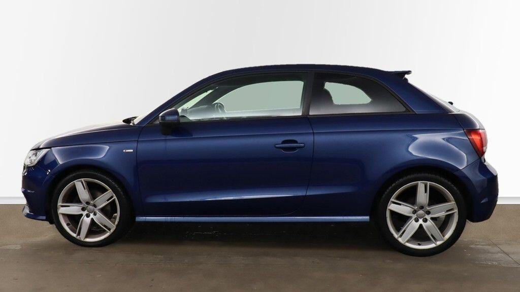 Used Audi A1 2015 for sale - 76865607: Photo 6