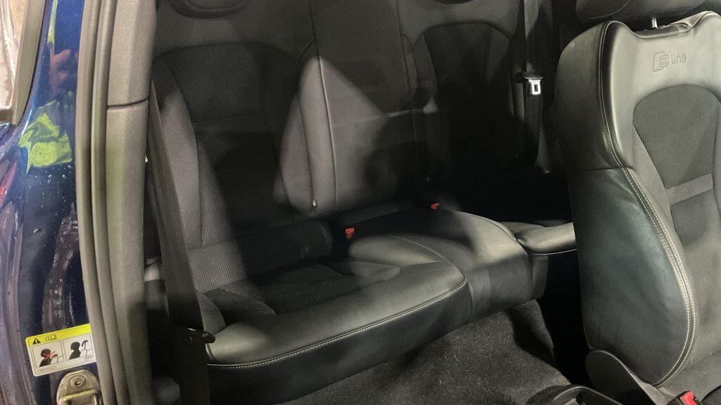 Used Audi A1 2015 for sale - 76865607: Photo 8