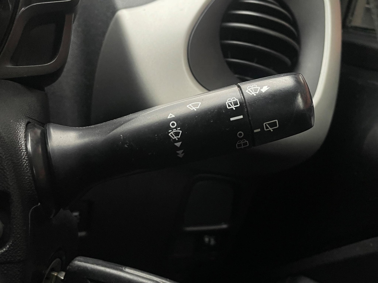 Used Peugeot 108 2015 for sale - 76646254: Photo 35