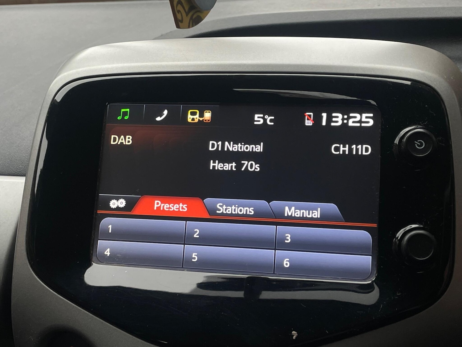 Used Peugeot 108 2015 for sale - 76646254: Photo 41