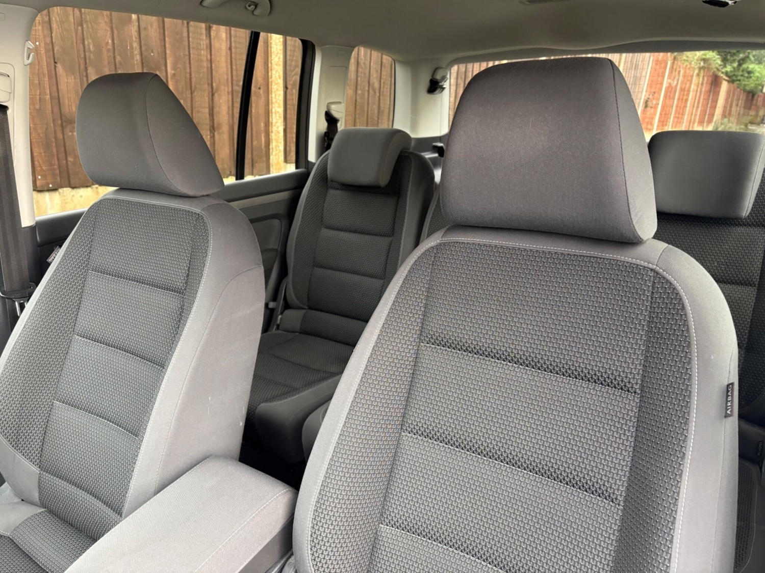 Used Volkswagen Touran 2012 for sale - 77016459: Photo 31