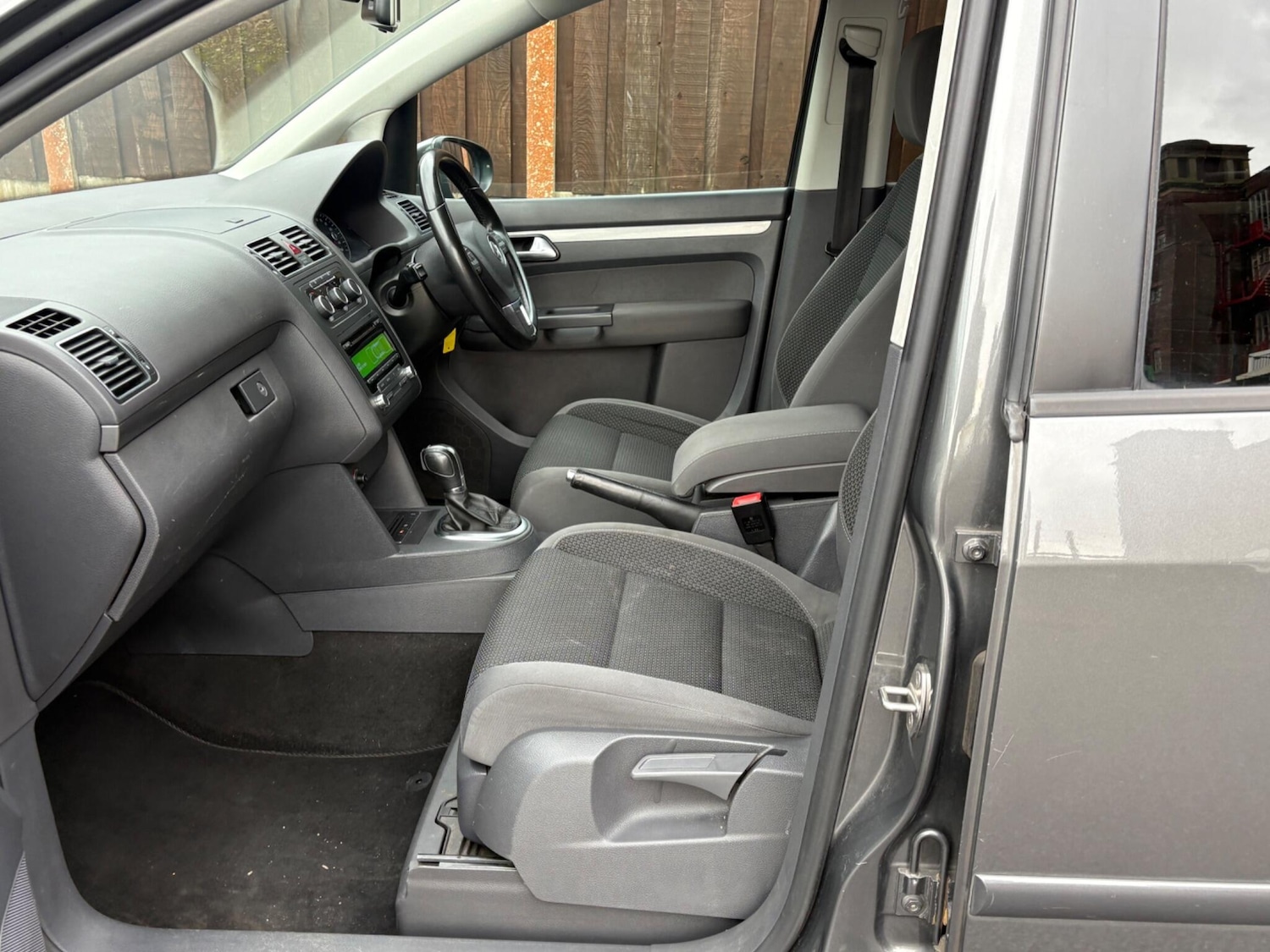 Used Volkswagen Touran 2012 for sale - 77016459: Photo 34