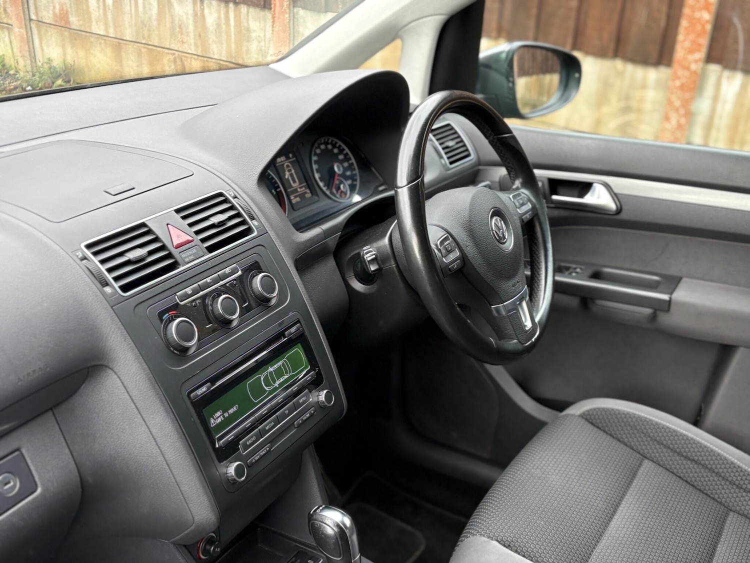 Used Volkswagen Touran 2012 for sale - 77016459: Photo 35