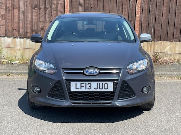 Used Ford Focus 2013 for sale - 74585235: Photo 2