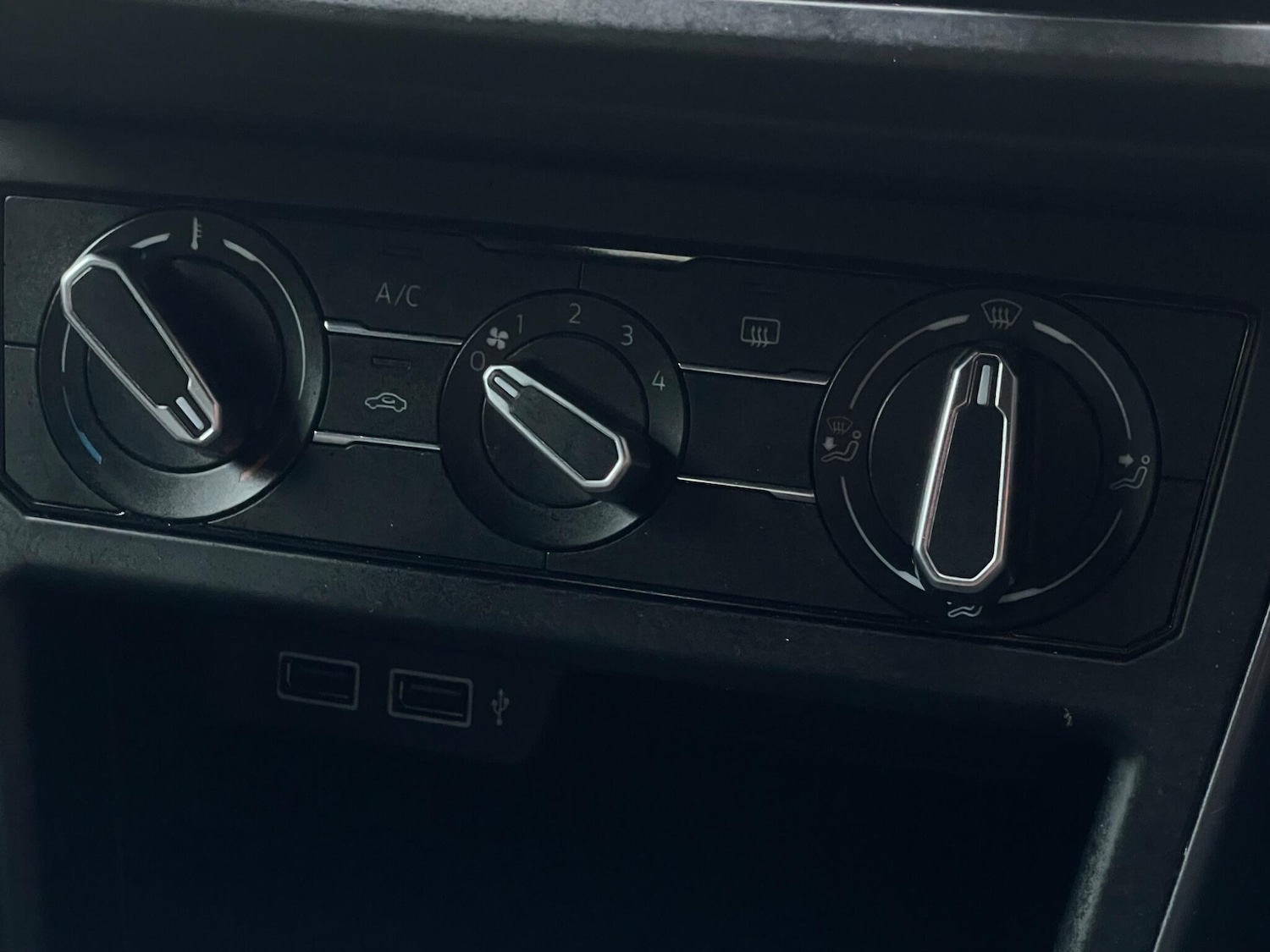 Used Volkswagen Polo 2019 for sale - 76801149: Photo 51