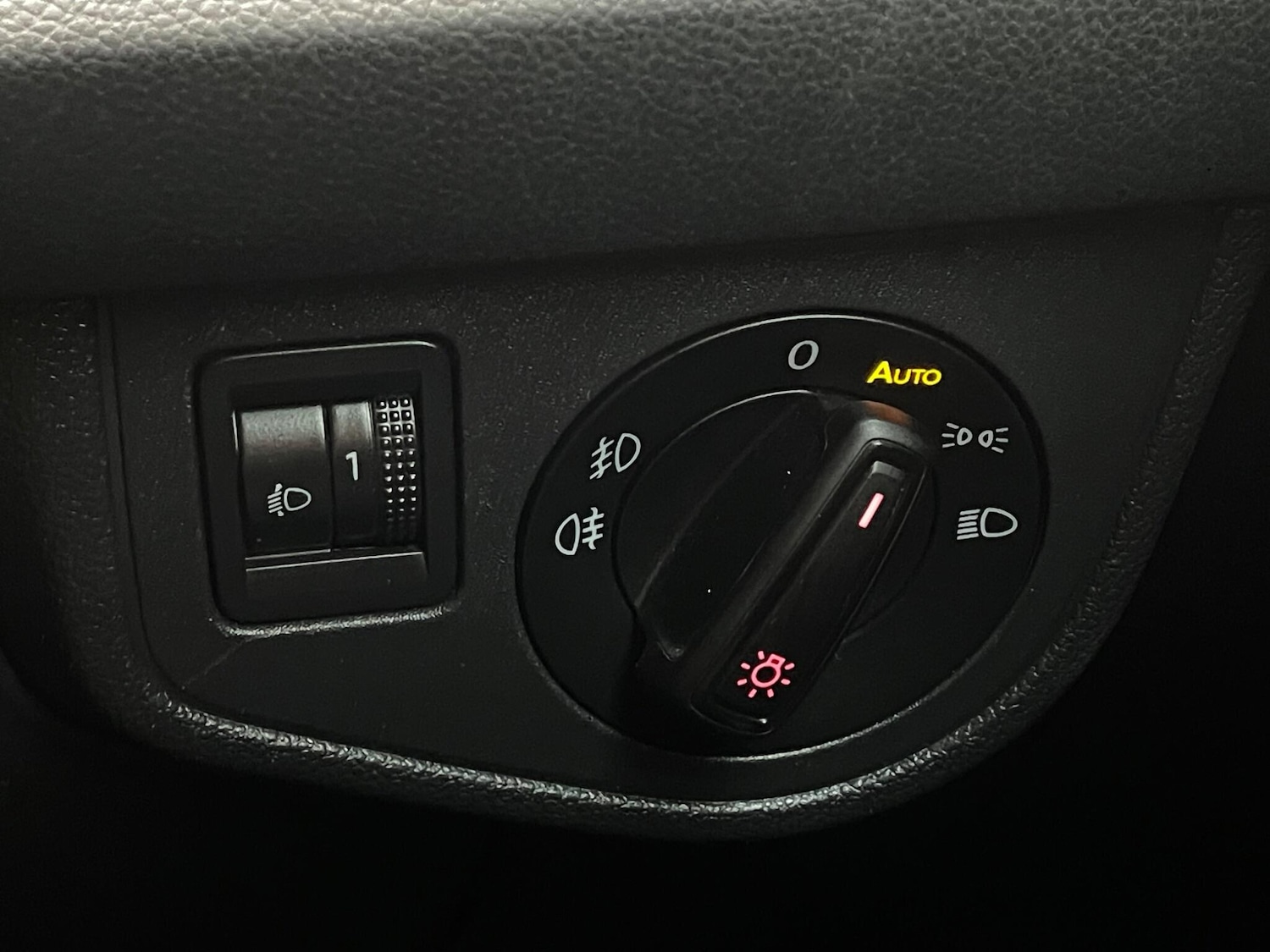 Used Volkswagen Polo 2019 for sale - 76801149: Photo 54