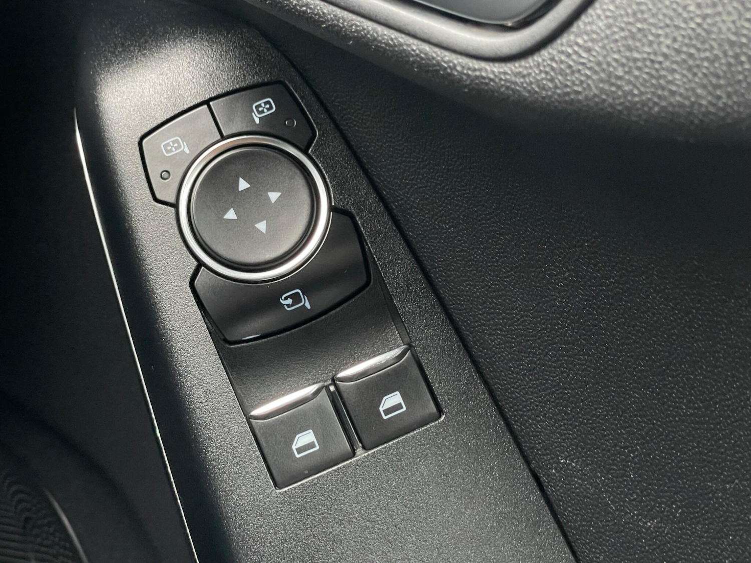 Used Ford Fiesta 2018 for sale - 75741164: Photo 21