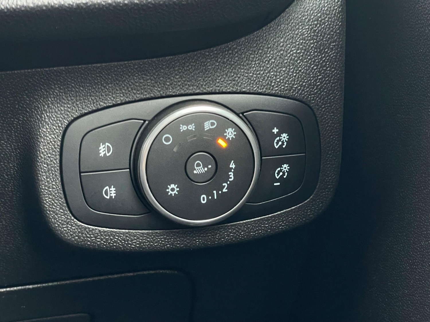 Used Ford Fiesta 2018 for sale - 75741164: Photo 22