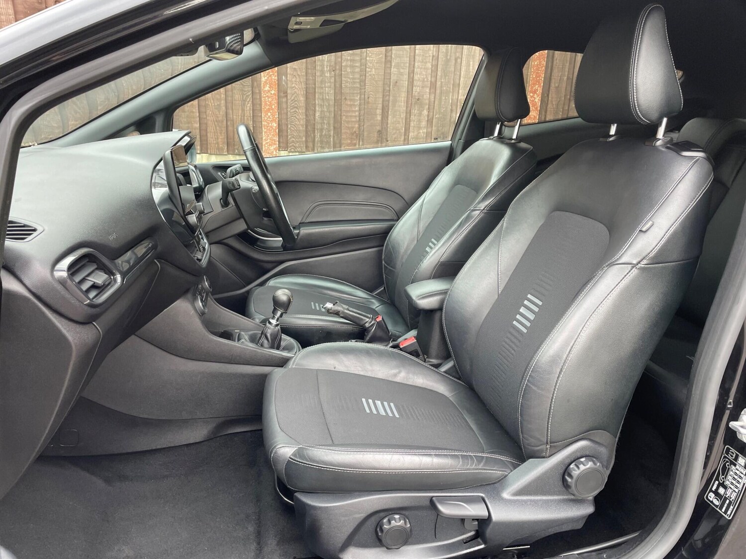 Used Ford Fiesta 2018 for sale - 75741164: Photo 31