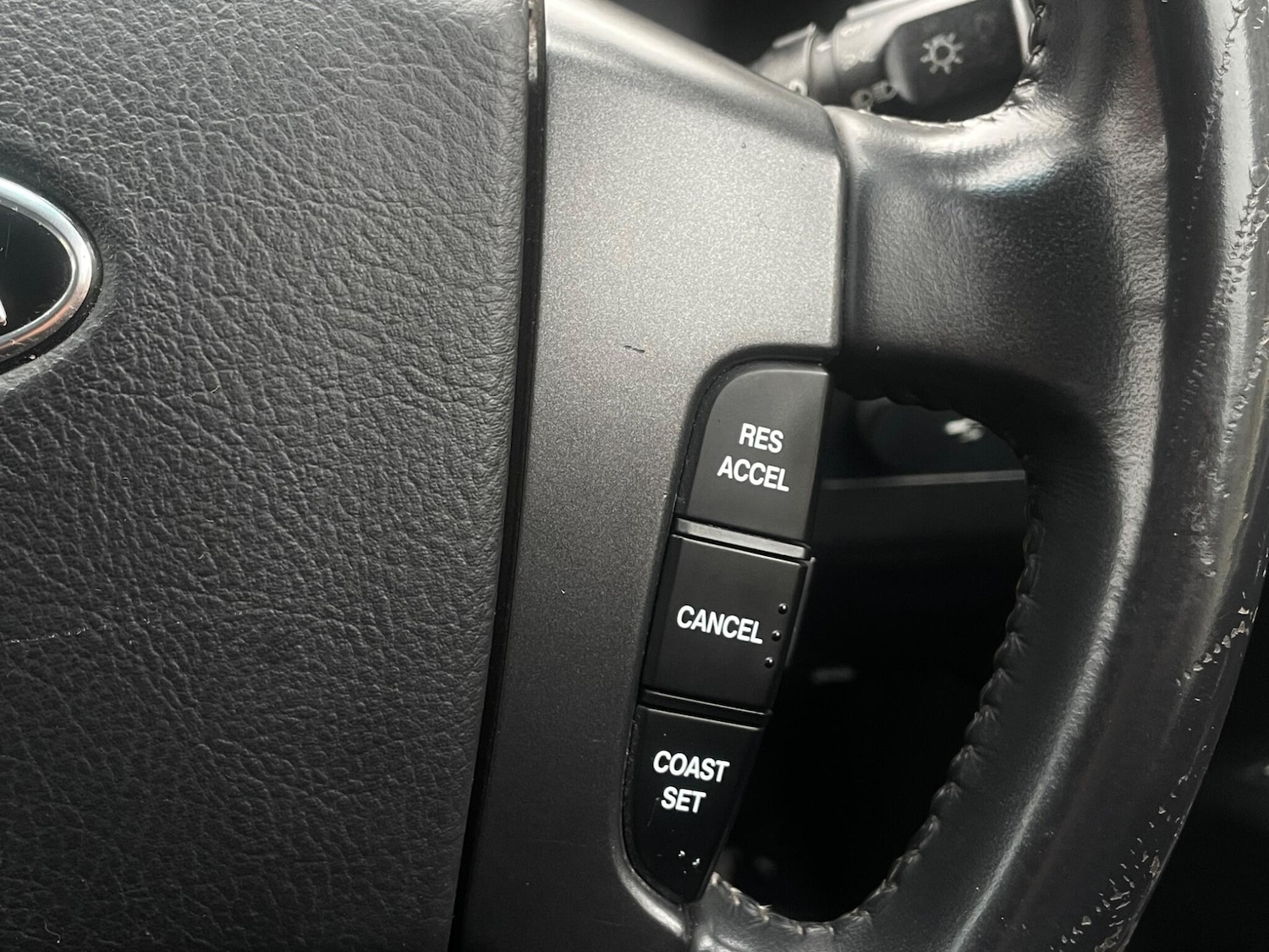 Used Kia Sorento 2008 for sale - 76408738: Photo 33