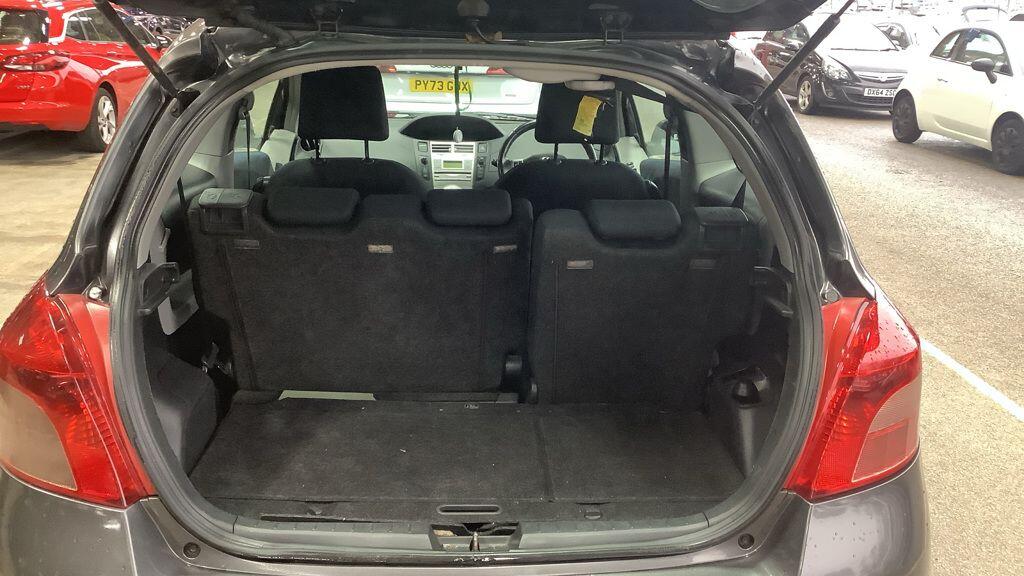 Used Toyota Yaris 2008 for sale - 76644624: Photo 11