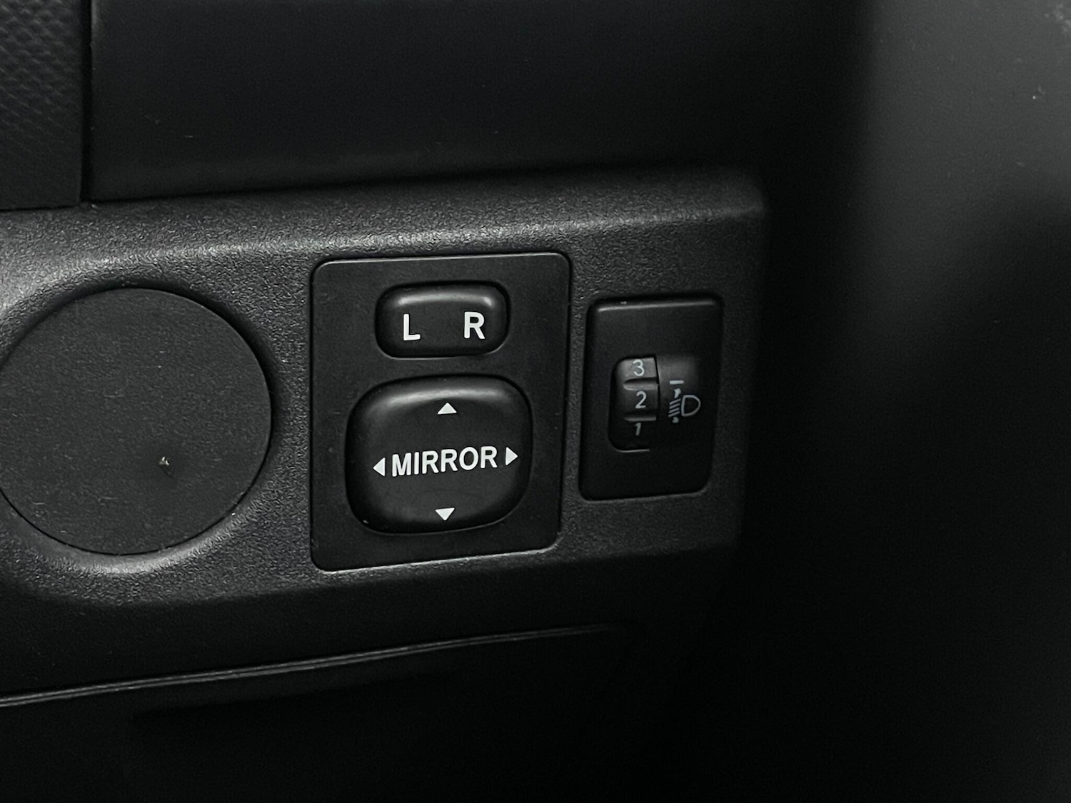 Used Toyota Yaris 2008 for sale - 76644624: Photo 35