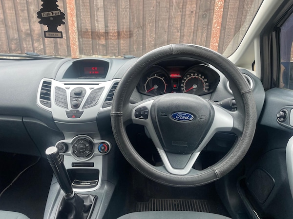 Used Ford Fiesta 2012 for sale - 76174690: Photo 18