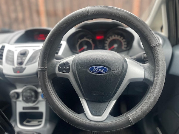 Used Ford Fiesta 2012 for sale - 76174690: Photo 19