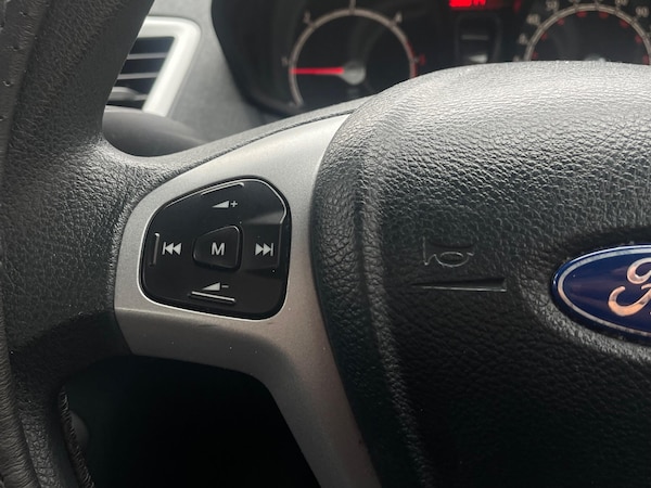 Used Ford Fiesta 2012 for sale - 76174690: Photo 21