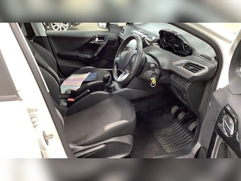 Used Peugeot 208 2016 for sale - 75520276: Photo