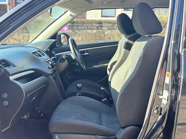 Used Suzuki Swift 2013 for sale - 74485637: Photo 22