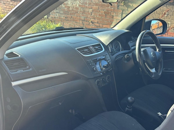 Used Suzuki Swift 2013 for sale - 74485637: Photo 23