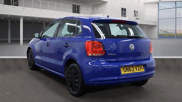 Used Volkswagen Polo 2013 for sale - 76226528: Photo 2
