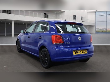 Used Volkswagen Polo 2013 for sale - 76226528: Photo 2