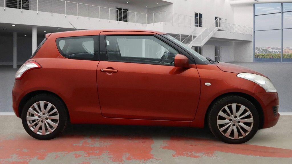 Used Suzuki Swift 2013 for sale - 77144492: Photo 4