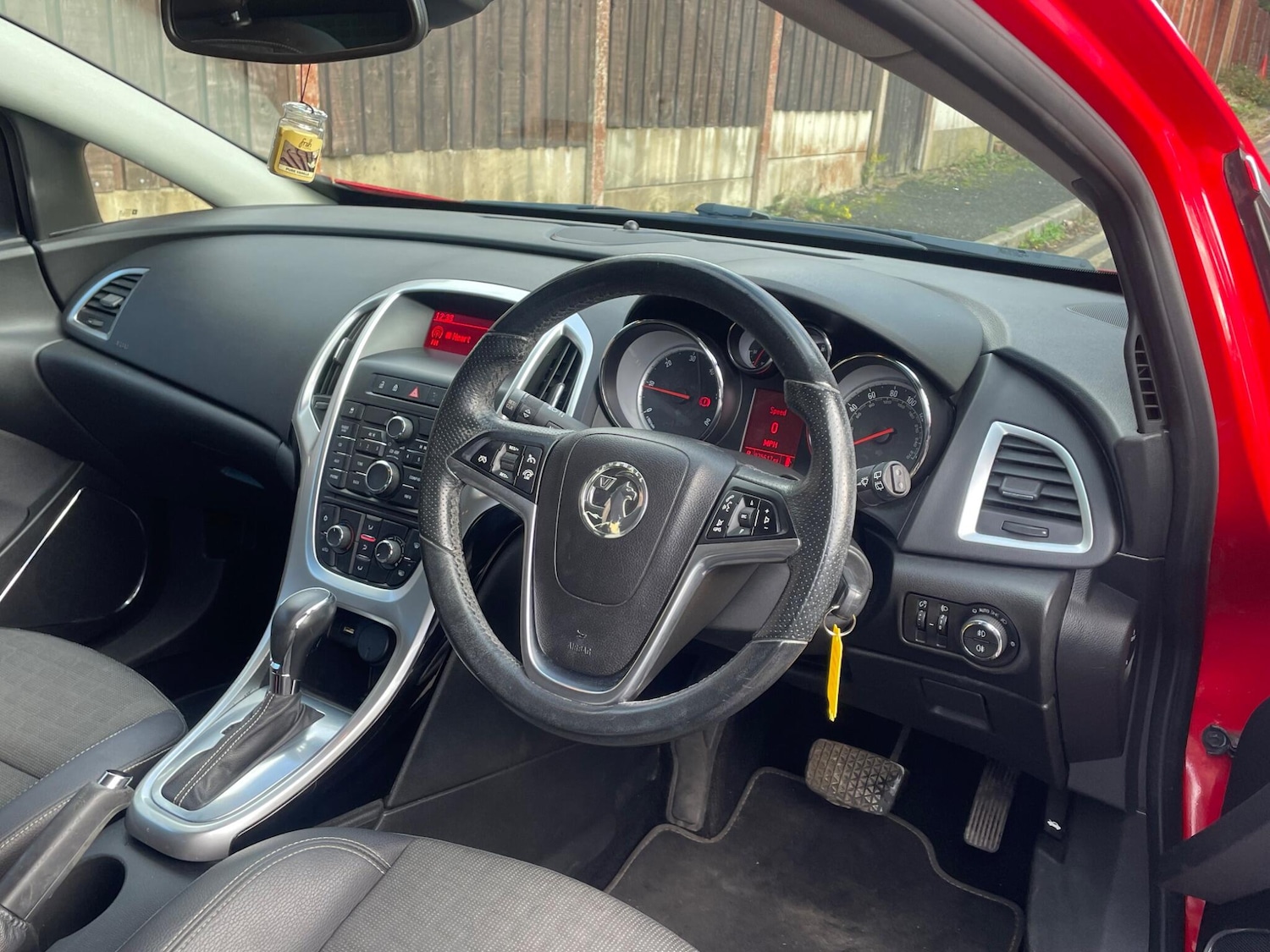 Used Vauxhall Astra GTC 2013 for sale - 76425763: Photo 15