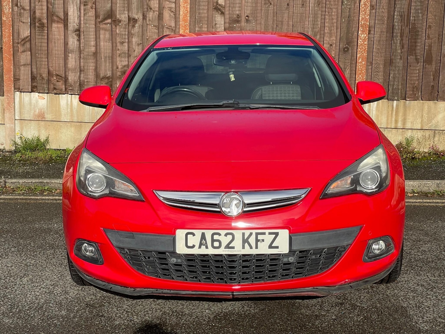 Used Vauxhall Astra GTC 2013 for sale - 76425763: Photo 2
