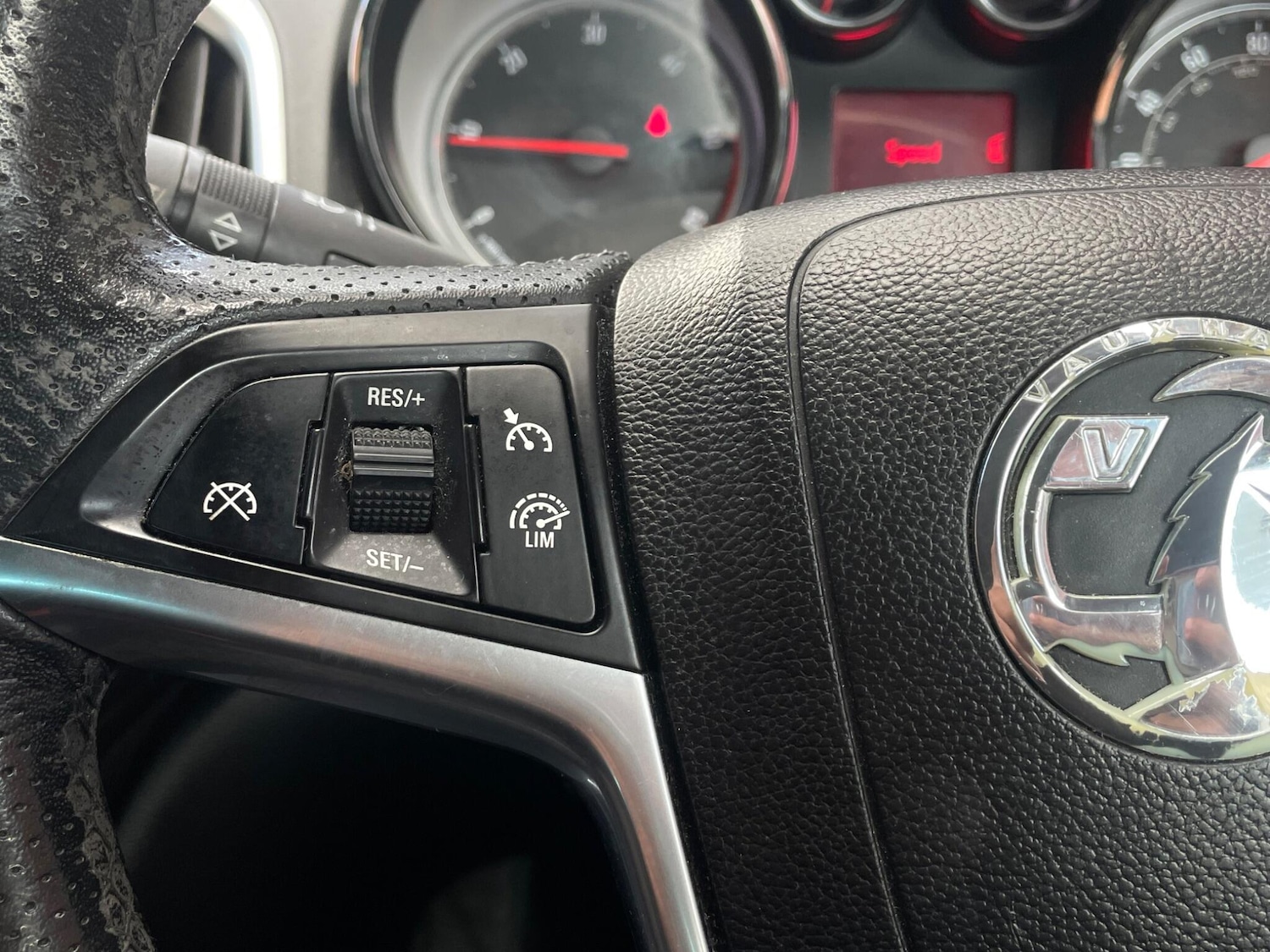 Used Vauxhall Astra GTC 2013 for sale - 76425763: Photo 21