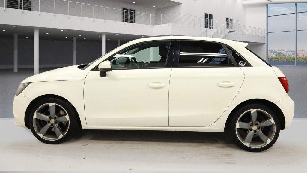 Used Audi A1 2013 for sale - 76409009: Photo 5