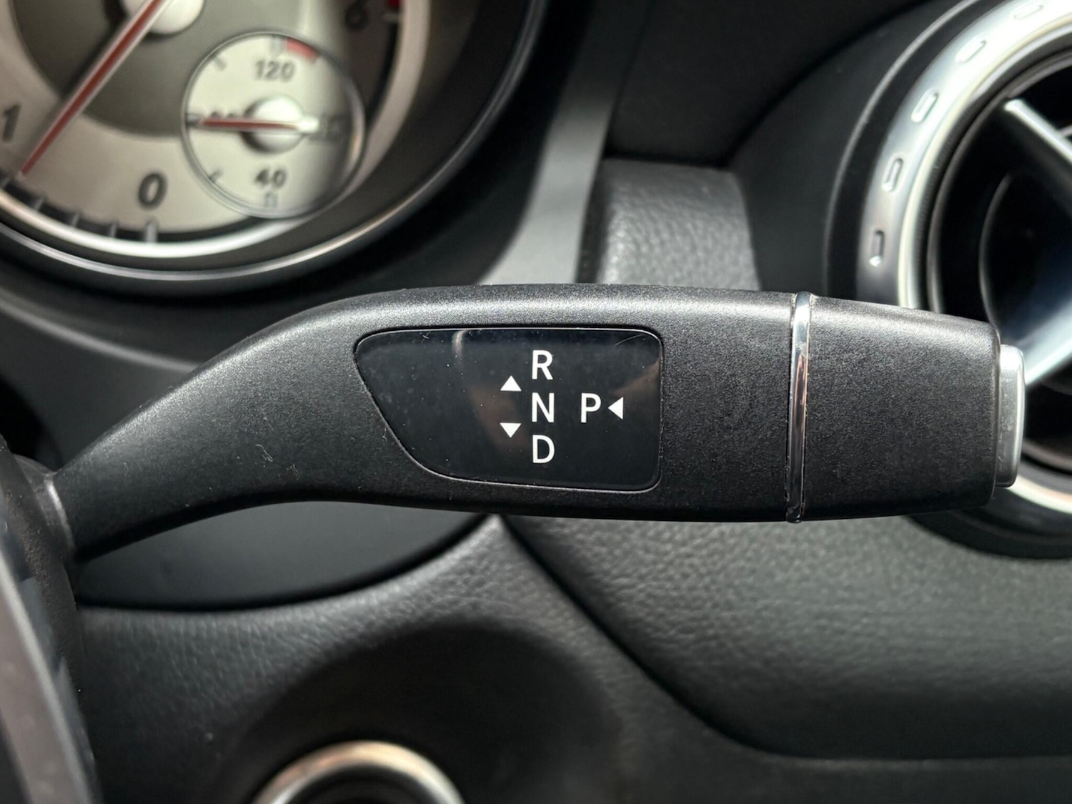 Used Mercedes-Benz GLA 2015 for sale - 77143724: Photo 50